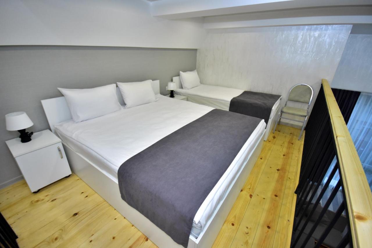 Libereco Aparthotel Batumi Exteriör bild