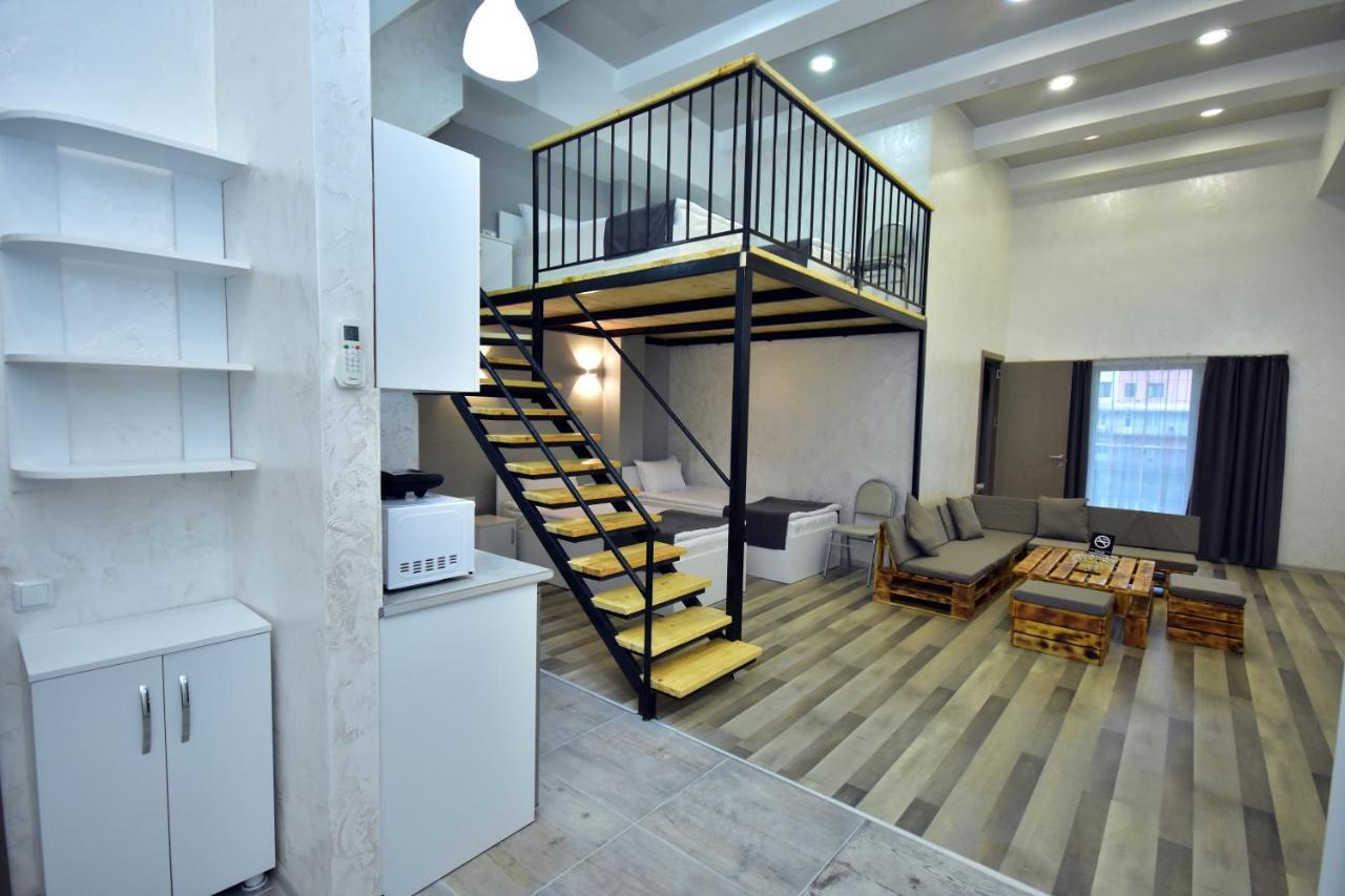Libereco Aparthotel Batumi Exteriör bild